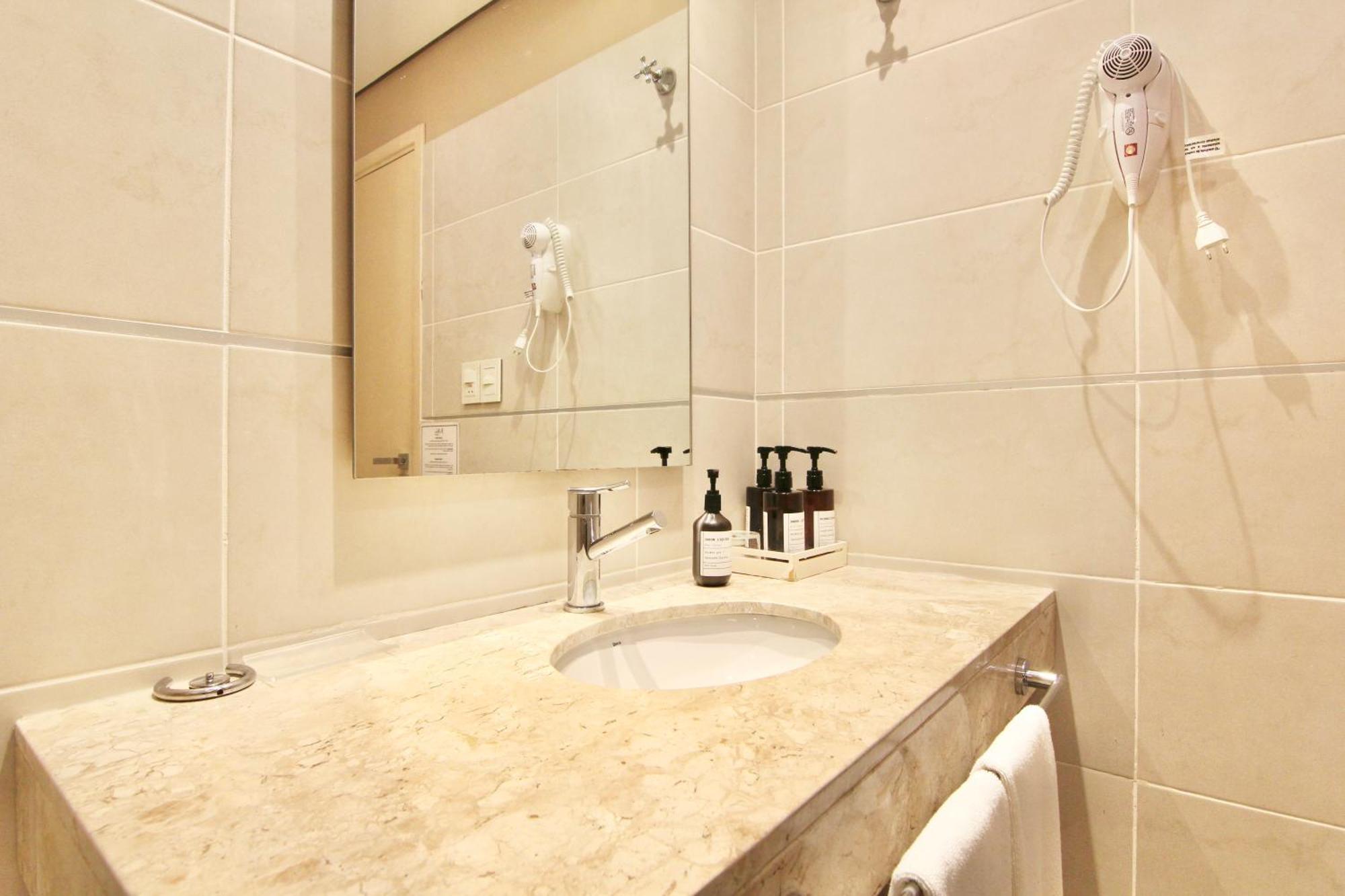 Faro Norte Suites อะซุนซิออง ภายนอก รูปภาพ